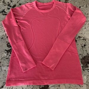 Swiftly Tech Long Sleeve Pink size 6